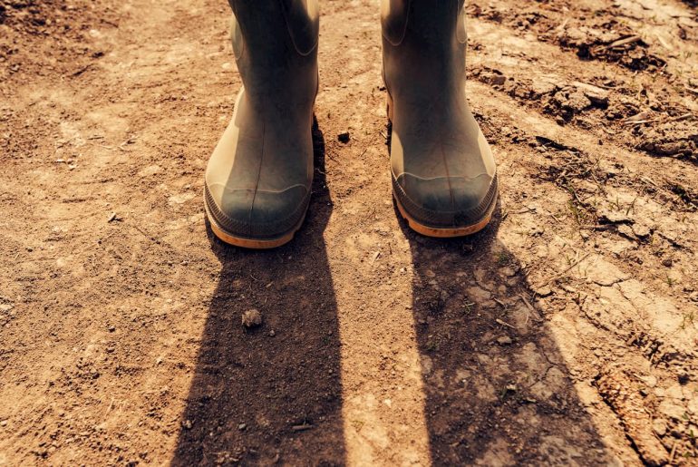 Empreendedor pé no barro